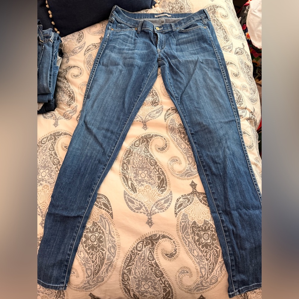 Vince Classic Blue Jeans
